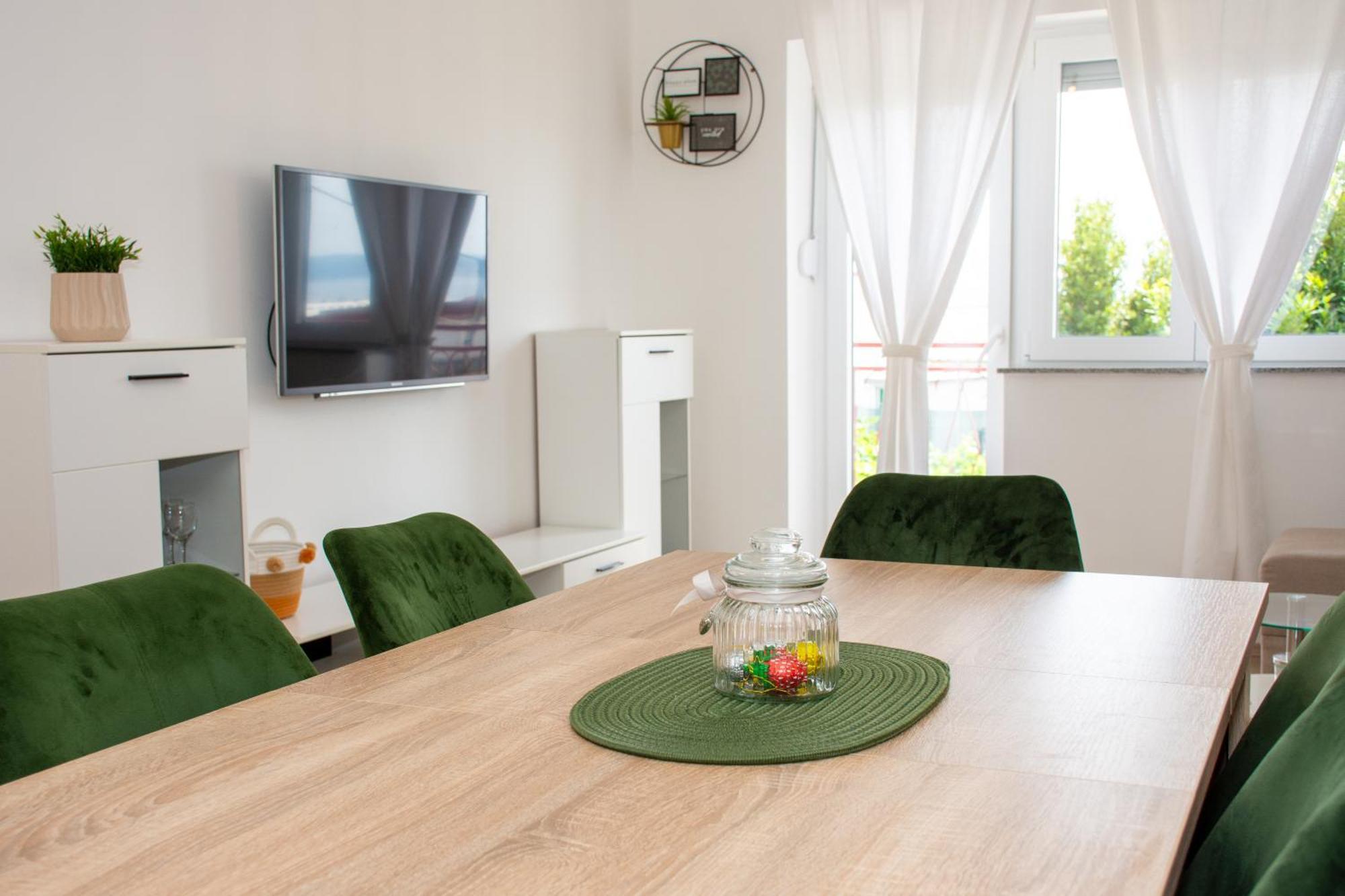 Ferienwohnung Tomic Novi Vinodolski Exterior foto